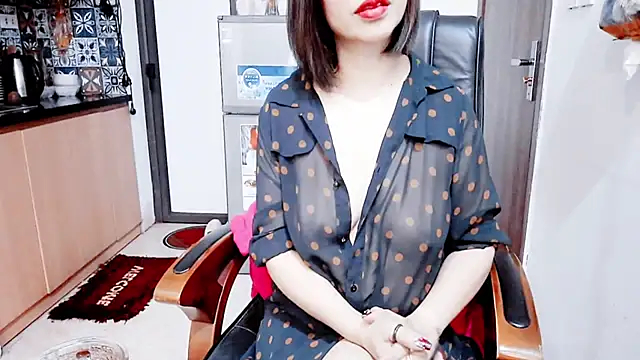 Miu-Le online show from March 2026 07:13:02 AM