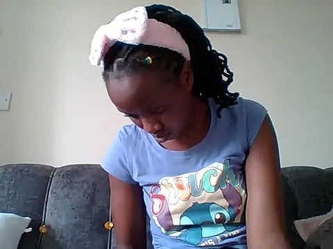 Snapshot of sexy_darleen23 chatting on December 2024 11:22:02 AM sexy darleen23 online show from December 2024 11:22:02 AM