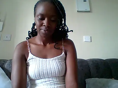 Snapshot of sexy_darleen23 chatting on December 2024 09:05:02 AM sexy darleen23 online show from December 2024 09:05:02 AM
