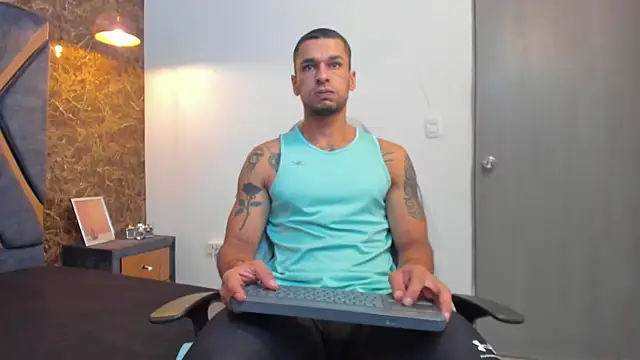 Snapshot of Adbel_Sady chatting on October 2025 11:51:02 AM Adbel Sady online show from October 2025 11:51:02 AM