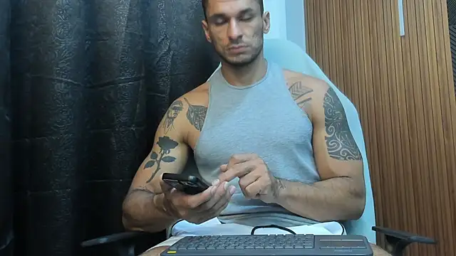Snapshot of Adbel_Sady chatting on October 2025 11:21:02 AM Adbel Sady online show from October 2025 11:21:02 AM