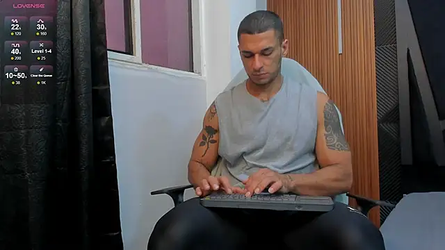 Snapshot of Adbel_Sady chatting on October 2025 11:35:01 AM Adbel Sady online show from October 2025 11:35:01 AM