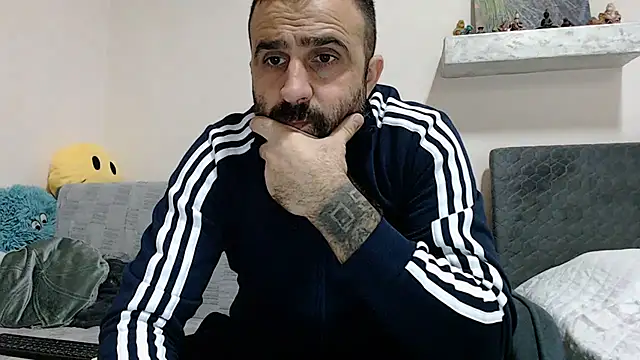 Snapshot of ivat80 chatting on December 2024 05:11:02 PM ivat80 online show from December 2024 05:11:02 PM