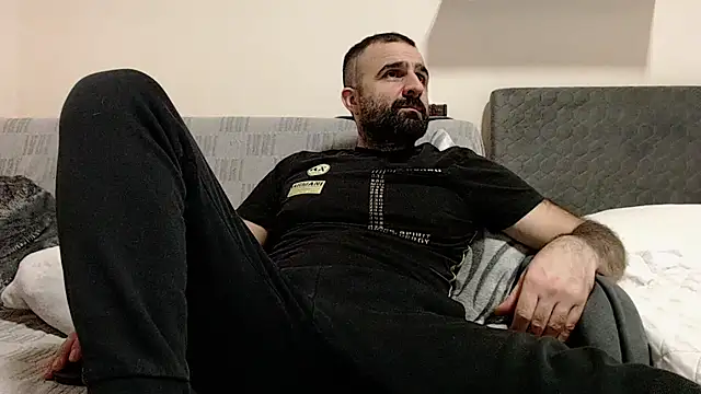 Snapshot of ivat80 chatting on January 2025 06:45:01 PM ivat80 online show from January 2025 06:45:01 PM