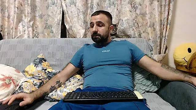 Snapshot of ivat80 chatting on February 2025 06:53:01 PM ivat80 online show from February 2025 06:53:01 PM