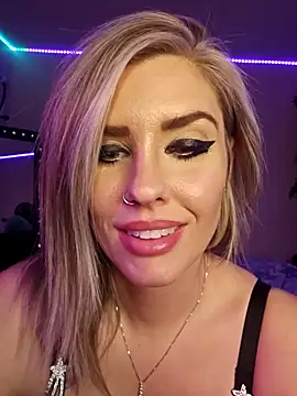 Snapshot of ellieconradxo chatting on January 2025 06:56:01 AM ellieconradxo online show from January 2025 06:56:01 AM