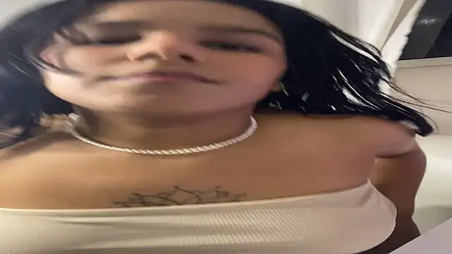 Snapshot of ninapego chatting on February 2025 01:03:01 AM ninapego online show from February 2025 01:03:01 AM