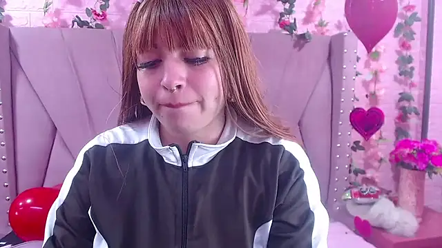 Snapshot of Cocoo_Nuth chatting on February 2025 03:09:02 AM Cocoo Nuth online show from February 2025 03:09:02 AM