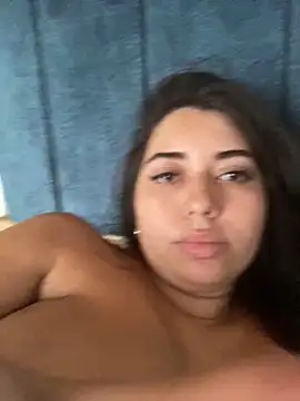 Snapshot of Tara__Sexy chatting on March 2025 05:50:01 PM Tara  Sexy online show from March 2025 05:50:01 PM