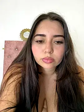 Snapshot of Tara__Sexy chatting on September 2025 01:44:02 PM Tara  Sexy online show from September 2025 01:44:02 PM