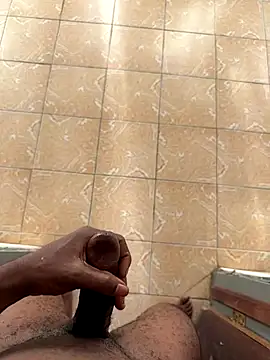 Snapshot of Black-mamba-madingo chatting on November 2025 03:55:01 PM Black-mamba-madingo online show from November 2025 03:55:01 PM