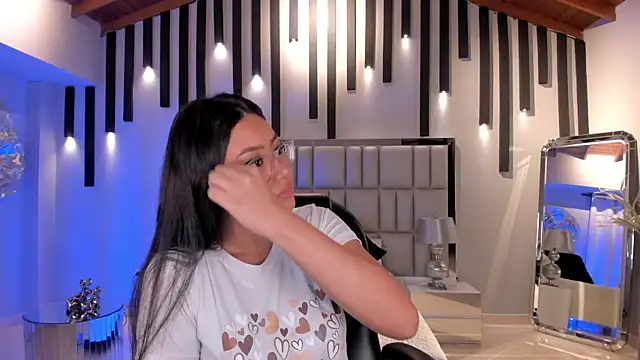 AmberLewis  online show from November 2025 03:17:01 AM