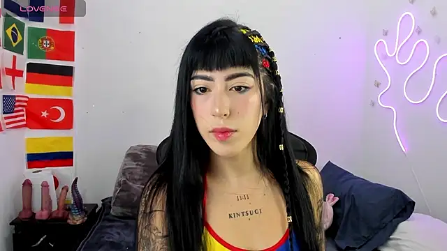 chaymae nah  online show from July 2026 08:57:02 PM