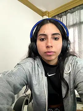 bella-black online show from January 2026 04:34:01 PM