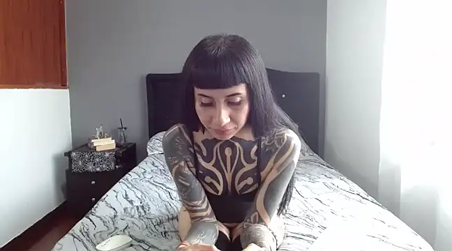 Emilia 1995 online show from March 2025 07:50:02 PM