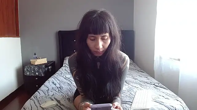 Emilia 1995 online show from July 2026 02:12:02 PM