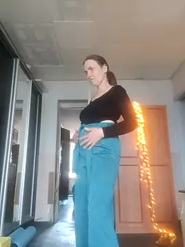 Evelina cute online show from October 2025 01:01:02 PM