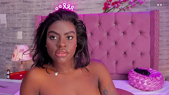 Snapshot of IsabellaBromsS chatting on March 2025 12:20:01 AM IsabellaBromsS online show from March 2025 12:20:01 AM