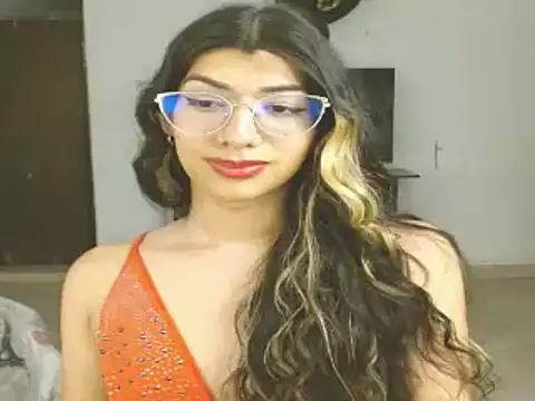 Snapshot of engielphoenis14 chatting on January 2025 01:41:02 PM engielphoenis14 online show from January 2025 01:41:02 PM