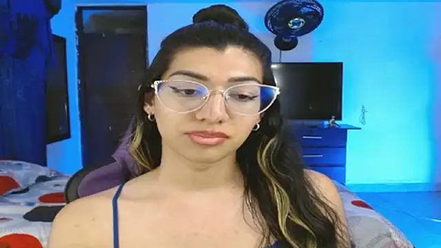 Snapshot of engielphoenis14 chatting on February 2025 10:59:01 PM engielphoenis14 online show from February 2025 10:59:01 PM