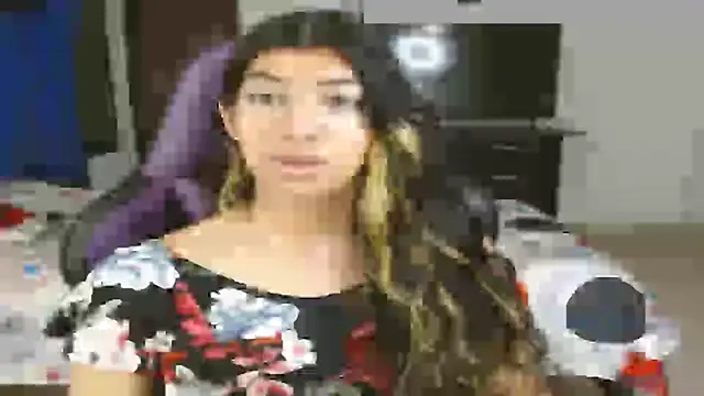 Snapshot of engielphoenis14 chatting on March 2025 12:26:02 AM engielphoenis14 online show from March 2025 12:26:02 AM