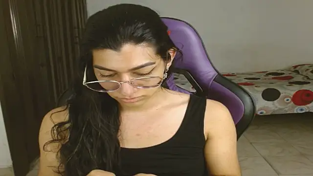 Snapshot of engielphoenis14 chatting on September 2025 09:06:02 PM engielphoenis14 online show from September 2025 09:06:02 PM