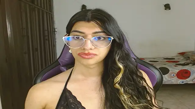 Snapshot of engielphoenis14 chatting on September 2025 09:28:02 PM engielphoenis14 online show from September 2025 09:28:02 PM