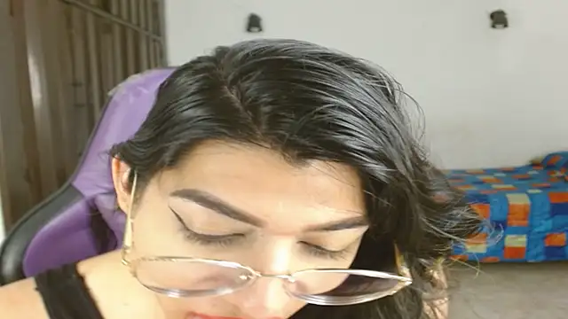 Snapshot of engielphoenis14 chatting on October 2025 10:19:02 PM engielphoenis14 online show from October 2025 10:19:02 PM