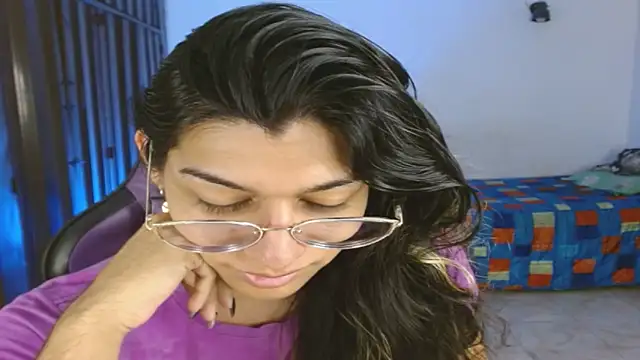 Snapshot of engielphoenis14 chatting on November 2025 02:42:02 AM engielphoenis14 online show from November 2025 02:42:02 AM