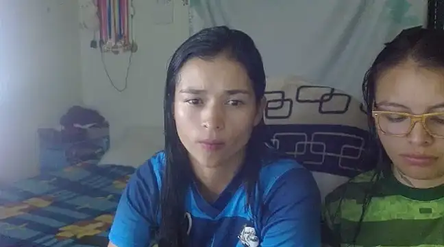 Snapshot of clayre_and_jill chatting on February 2025 02:12:01 AM clayre and jill online show from February 2025 02:12:01 AM