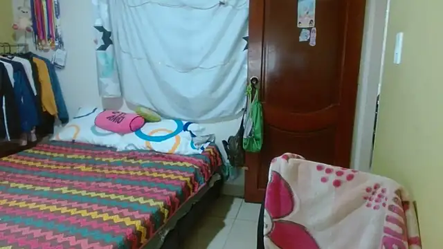 Snapshot of clayre_and_jill chatting on November 2025 07:57:02 PM clayre and jill online show from November 2025 07:57:02 PM