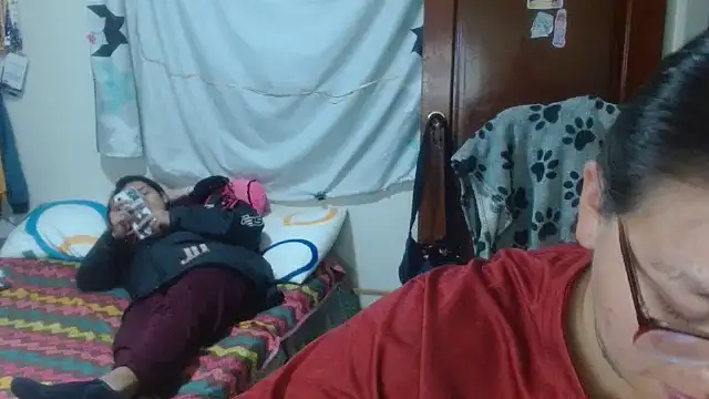 Snapshot of clayre_and_jill chatting on November 2025 02:11:02 AM clayre and jill online show from November 2025 02:11:02 AM