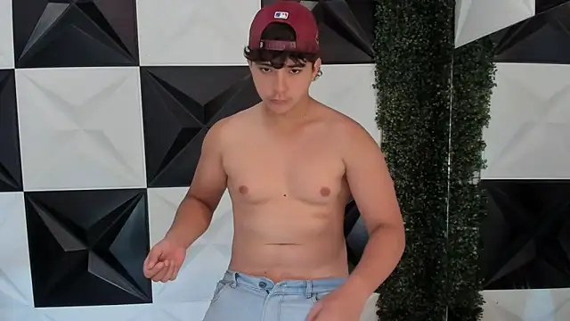 Dani cumboy online show from October 2025 02:10:01 PM