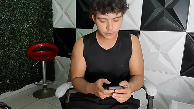 Dani cumboy online show from December 2025 01:16:02 PM