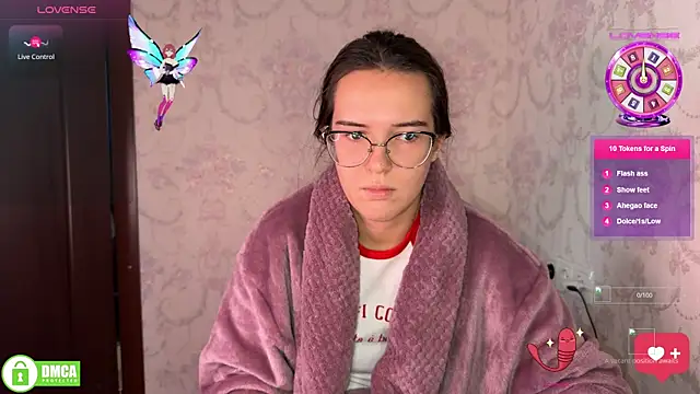 Snapshot of the_princese chatting on November 2025 10:49:02 AM the princese online show from November 2025 10:49:02 AM