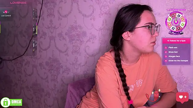 Snapshot of the_princese chatting on January 2026 04:12:02 PM the princese online show from January 2026 04:12:02 PM