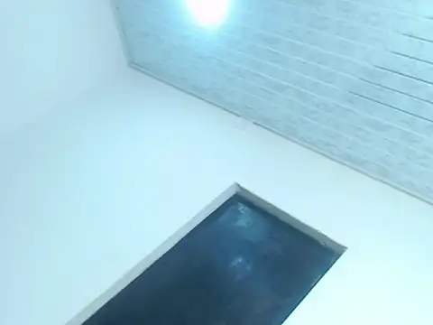 nathasha-hotts online show from April 2026 08:01:02 PM