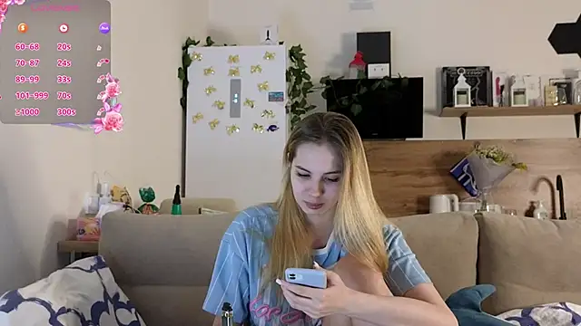 Girl alone home online show from March 2025 01:39:01 AM