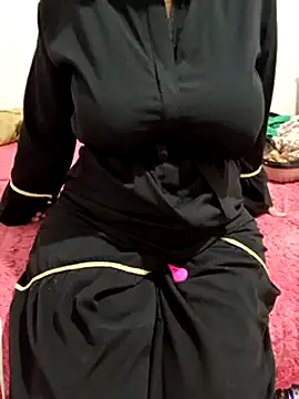 Snapshot of Saakoora chatting on February 2025 09:54:01 PM Saakoora online show from February 2025 09:54:01 PM