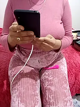 Snapshot of Saakoora chatting on February 2025 01:29:02 AM Saakoora online show from February 2025 01:29:02 AM