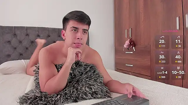 Snapshot of jordanmuskk chatting on November 2025 04:40:01 PM jordanmuskk online show from November 2025 04:40:01 PM