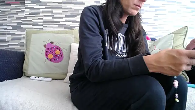 Snapshot of VioletaGomezCo chatting on July 2026 04:00:01 PM VioletaGomezCo online show from July 2026 04:00:01 PM