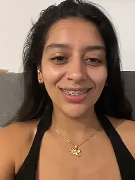 BrittanyDiaz online show from November 2025 02:39:02 PM