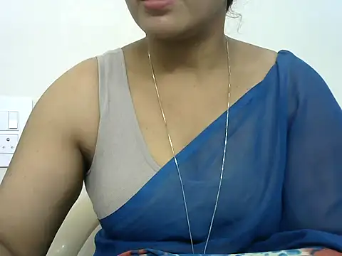 rashmika reddy online show from June 2026 04:33:01 AM