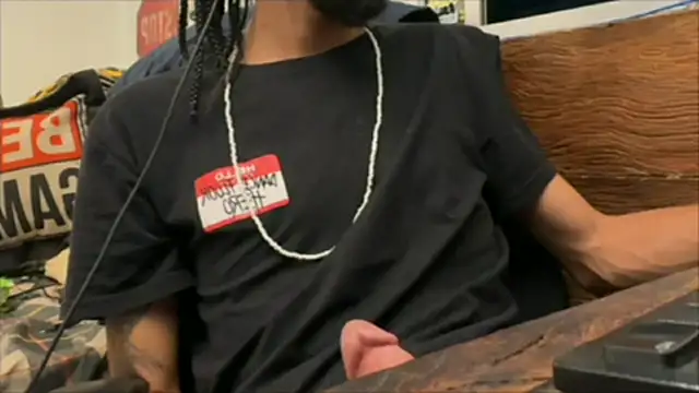 Snapshot of hotcamboy420 chatting on January 2025 04:15:01 AM hotcamboy420 online show from January 2025 04:15:01 AM