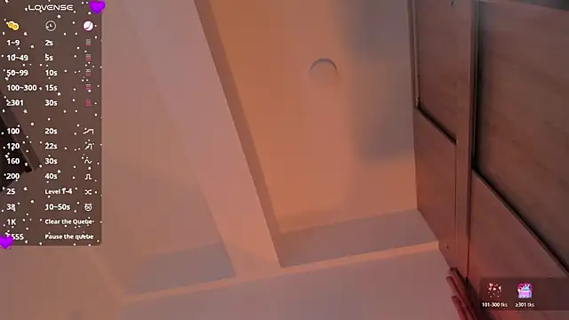 laura-hills18 online show from January 2026 01:03:01 PM