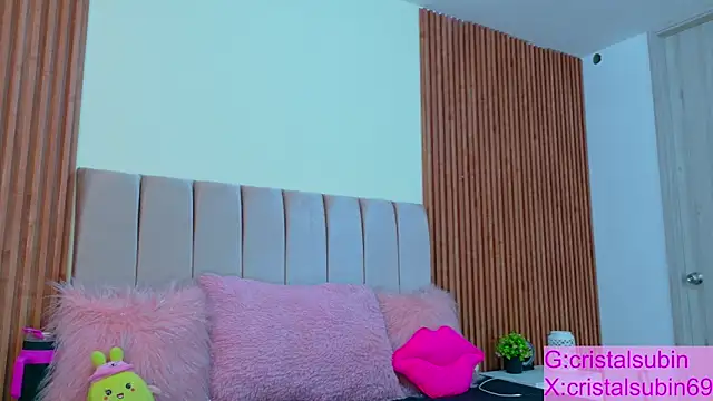 Snapshot of cristal_subin69 chatting on November 2025 01:24:01 PM cristal subin69 online show from November 2025 01:24:01 PM