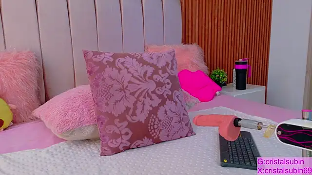 Snapshot of cristal_subin69 chatting on November 2025 01:56:02 PM cristal subin69 online show from November 2025 01:56:02 PM