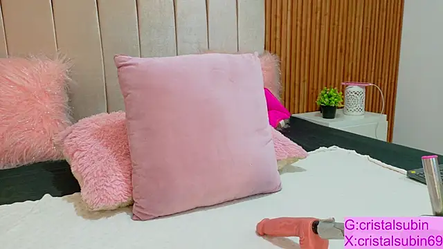 Snapshot of cristal_subin69 chatting on November 2025 12:15:01 PM cristal subin69 online show from November 2025 12:15:01 PM