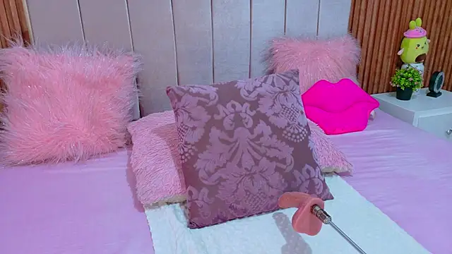 Snapshot of cristal_subin69 chatting on November 2025 12:08:02 PM cristal subin69 online show from November 2025 12:08:02 PM